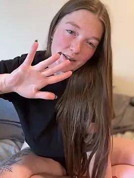 PussiesnCream_'s Webcam Show
