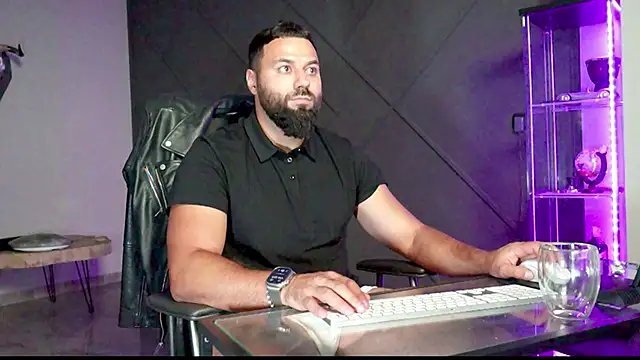 mattmasterss' Webcam Show