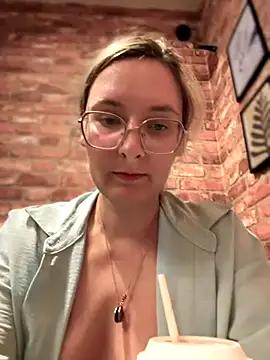 The_Snowwhitee's Webcam Show