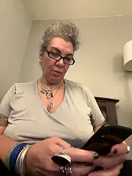 dieseldame1313's Webcam Show