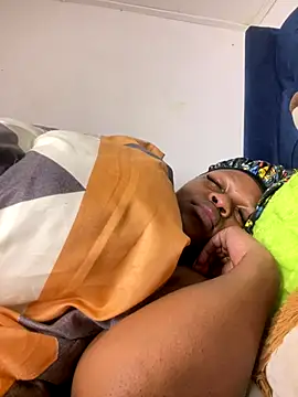 Boneca25's Webcam Show