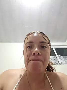 valery_mora's Webcam Show
