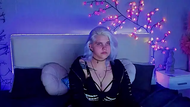 JoannLowe's Webcam Show