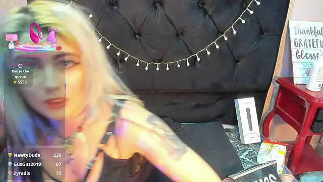 Webkamerová show HollyWould__