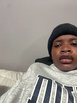 TumieSupreme's Webcam Show