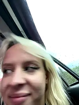 MiraReach's Webcam Show