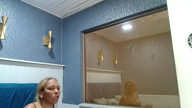 NathaliaSmith3x's Webcam Show