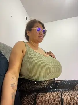 AlexxiaaMat Adlı Modelin Web Kamerası Şovu