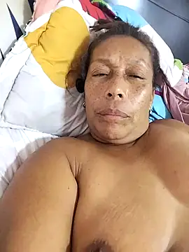 Naomi-Mature Webcam-Show