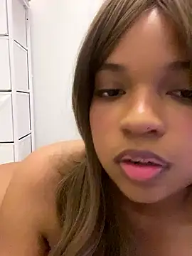 AwkwardJasminee's Webcam Show