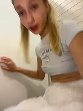 Lia__Love's Webcam Show