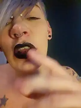 PinkTheHawk Webcamshow
