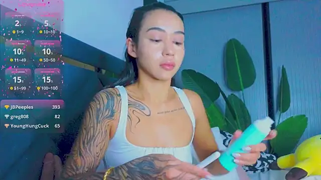 Mia_Tin's Webcam Show