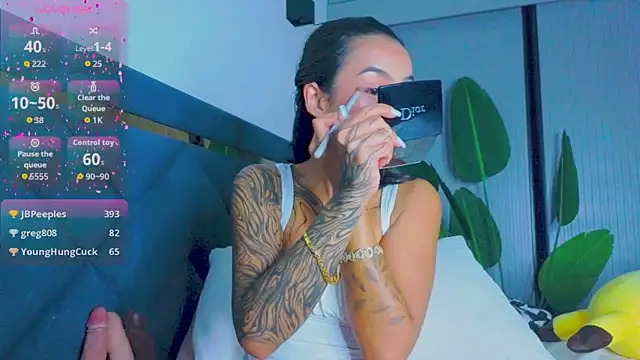 Mia_Tin's Webcam Show
