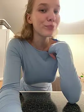 Ketitull's Webcam Show
