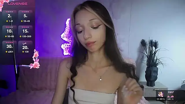 KiraGlam's Webcam Show