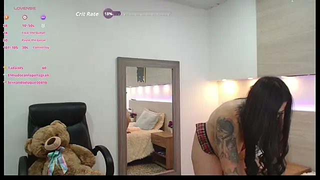 Cristal_Velle's Webcam Show