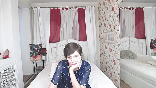 SilviaHart's Webcam Show