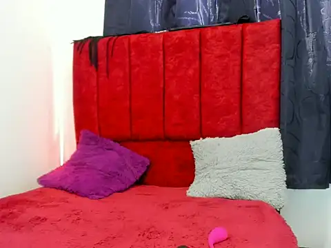 MilfTammyJones' Webcam Show
