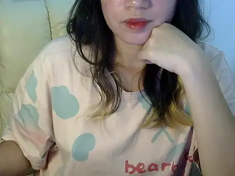 __luvvlll01__'s Webcam Show
