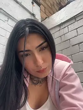 Lilith_Thompson's Webcam Show