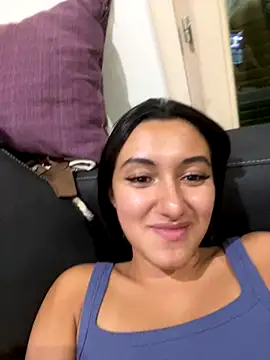 Jassmine3's Webcam Show
