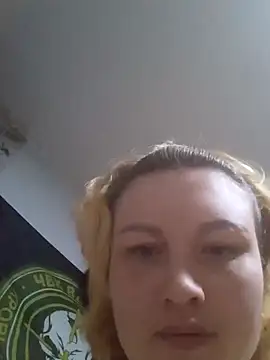 MoonIrene Videochat live