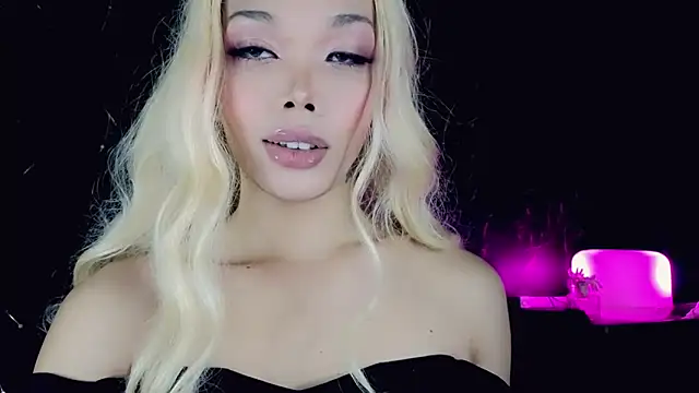 sexy_Tgirl1 网络视讯表演
