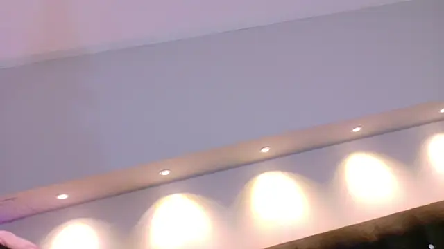 ValenScott1's Webcam Show