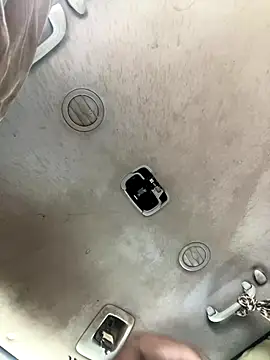 SlimeCrownzOut5's Webcam Show