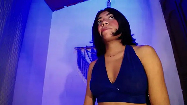 anais_tgn's Webcam Show
