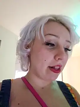 DROPPEDEADDAISY's Webcam Show