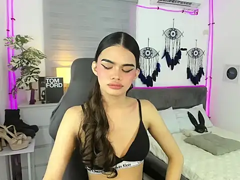 tstoni_talks Webcamshow