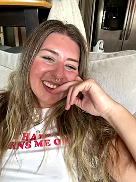 sophielove888's Webcam Show
