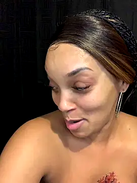 Rakiyahcharms' Webcam Show