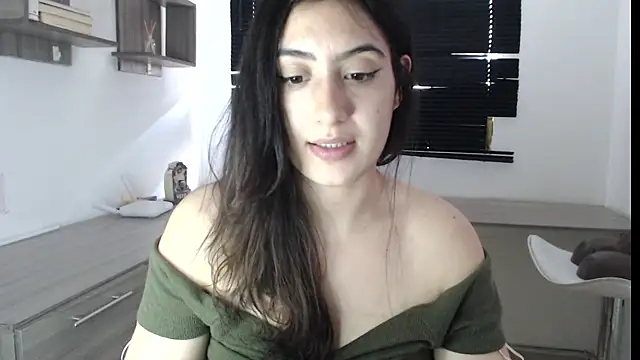 MIYESSI Adlı Modelin Web Kamerası Şovu