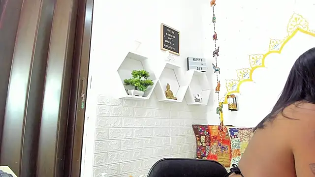 LadyNahir's Webcam Show