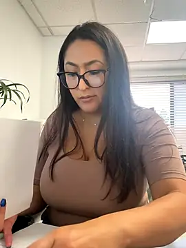 Goddessxxrosexx's Webcam Show