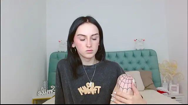 Little_moly999's Webcam Show