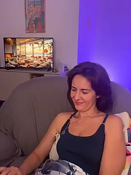 Witch_in_Silk's Webcam Show