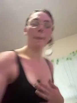 xxxsensualseduction 网络视讯表演