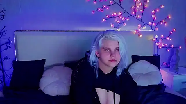 JoannLowe's Webcam Show