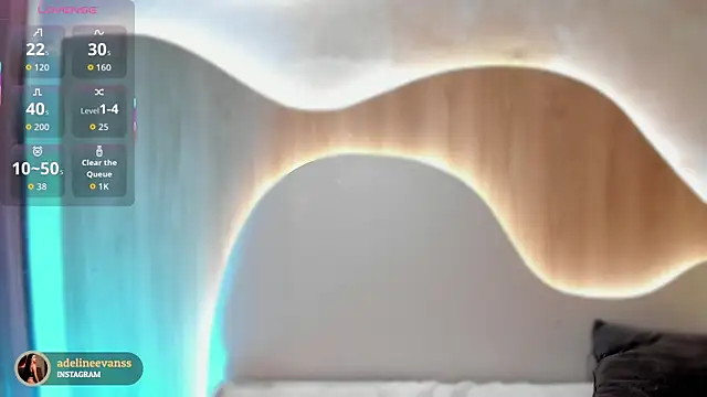 AdelineEvanss' Webcam Show