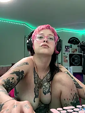 MissRomero's Webcam Show