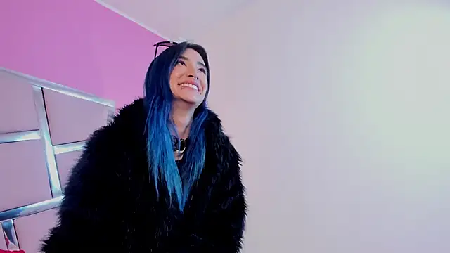 Lunapage 现场性爱视讯表演