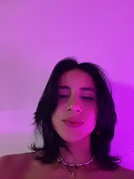 Ale_Lewis Adlı Modelin Web Kamerası Şovu
