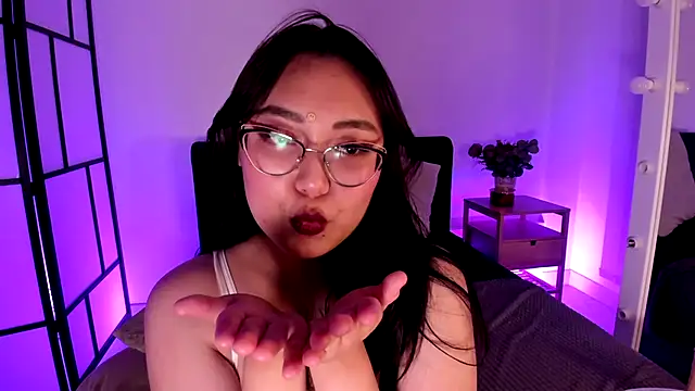 Yuki_Lewd Webcamshow