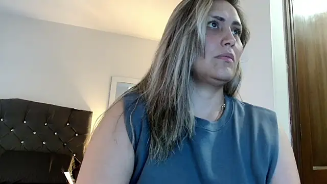Julianna_Rojas' Webcam Show