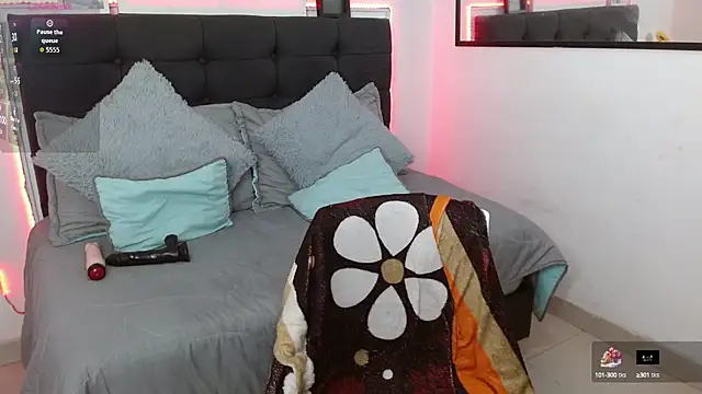 Eymmy_24's Webcam Show