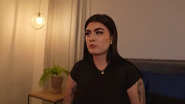 IrisBaker's Webcam Show